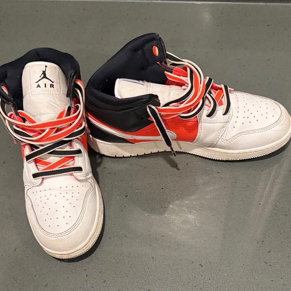 Air Kids Sneakers - White and Orange
